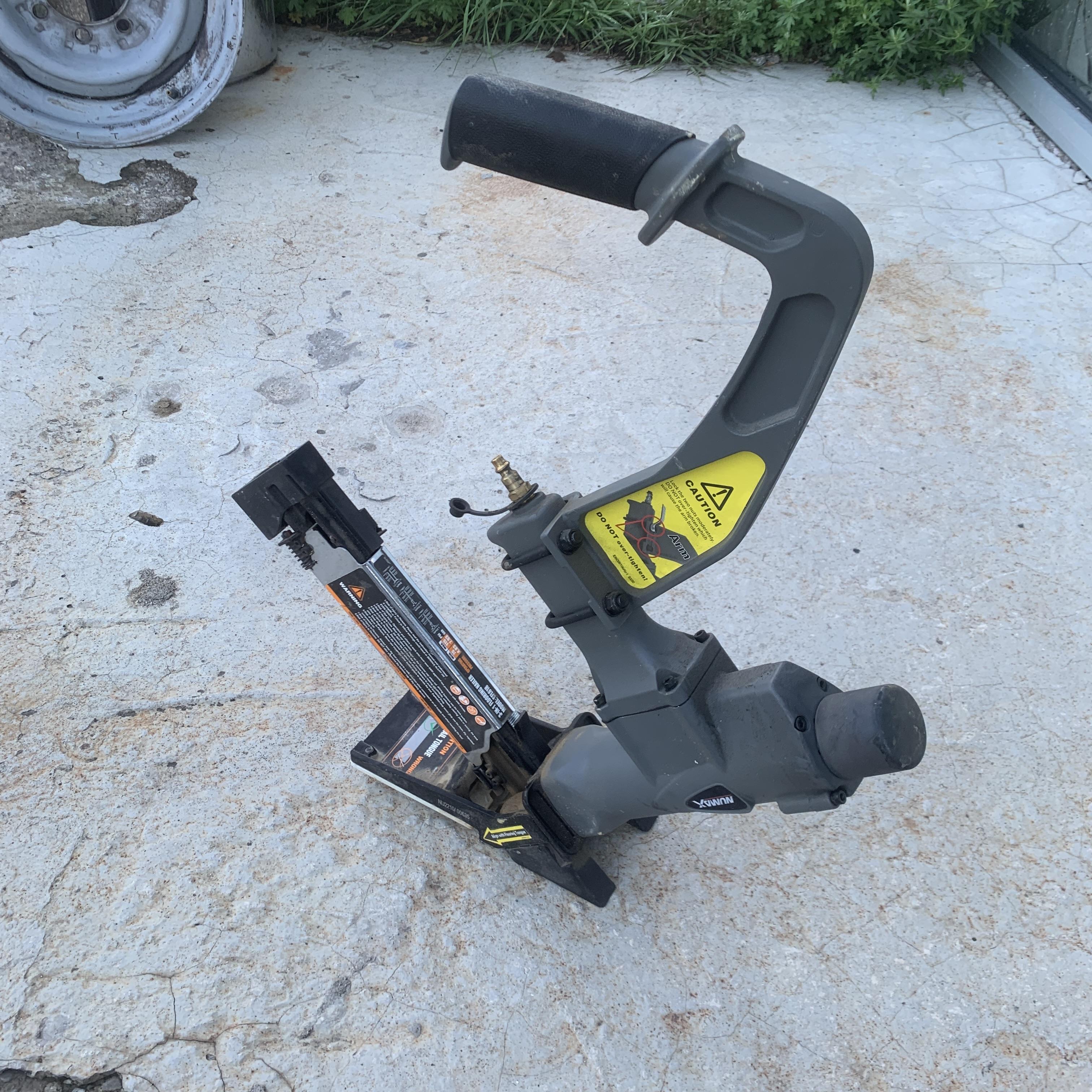 Flooring Air Stapler/Nailer Rental